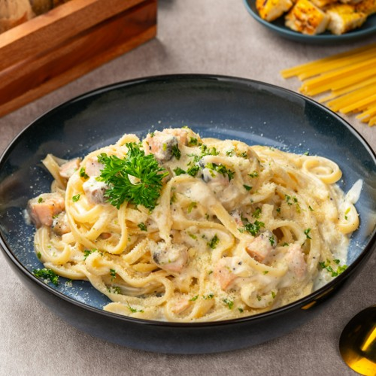 Fettuccine Alfredo at Its Best